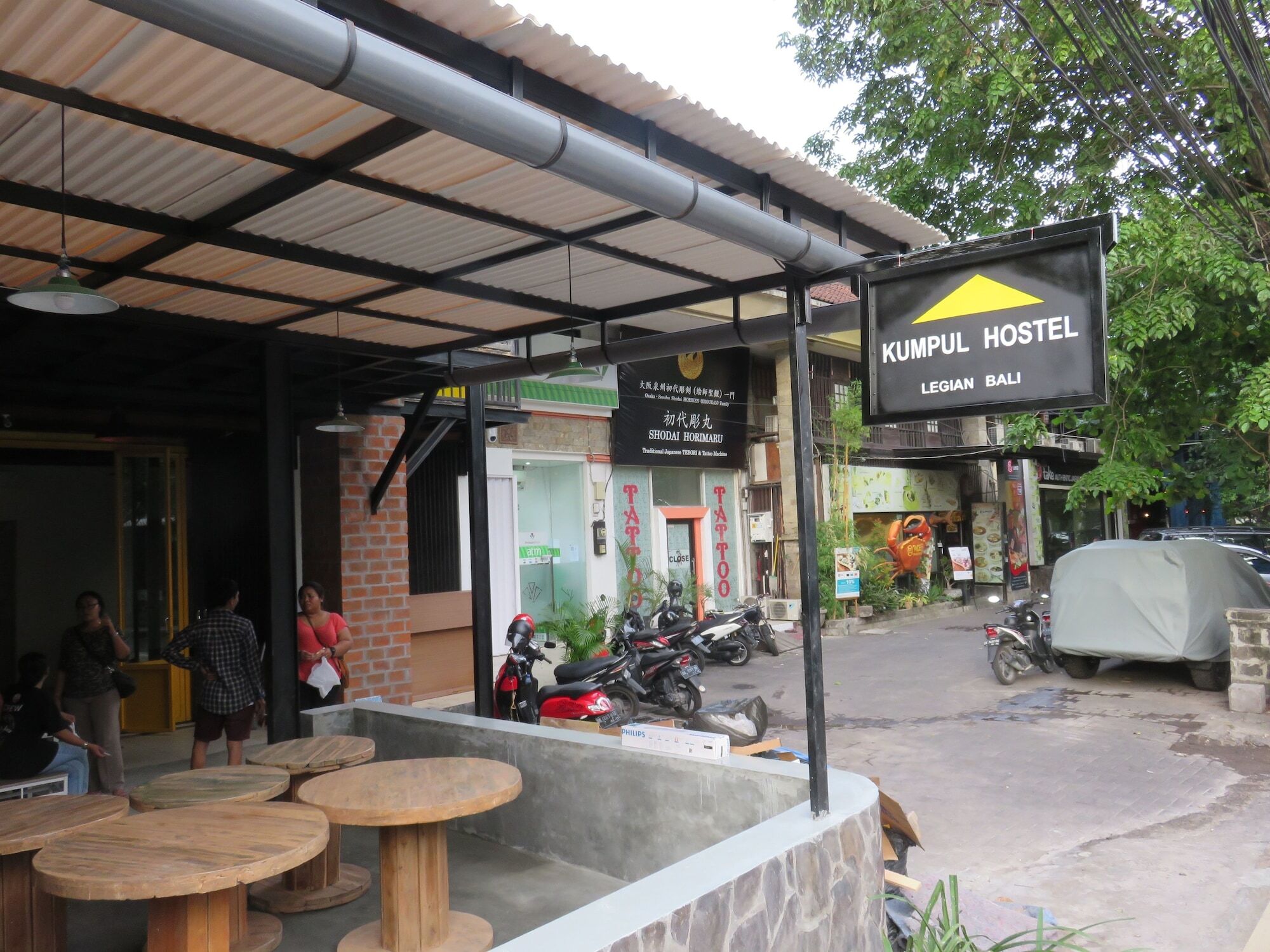 Kumpul Hostel Kuta Legian Eksteriør bilde